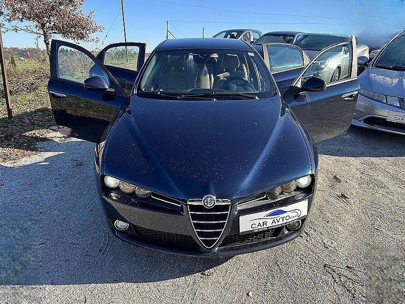 Alfa Romeo 159